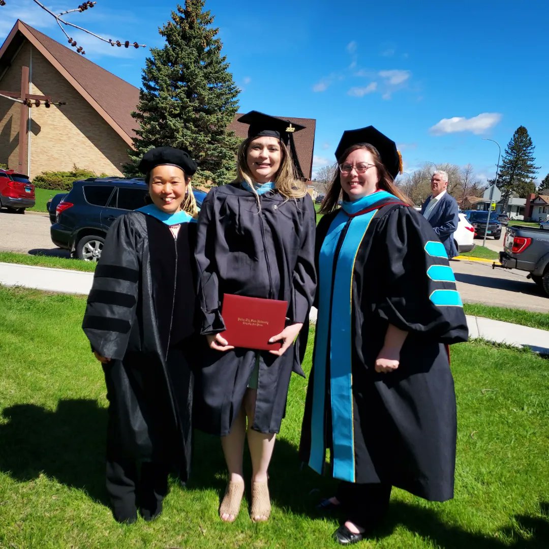 VCSUKHP's tweet photo. Special congratulations to the graduate of the Master of Education in Teaching and Technology (Health and Physical Education), Mindy Niebuhr!! We are SO proud of you! #VCSU #vcsukhp https://t.co/Pqgd95nr9W