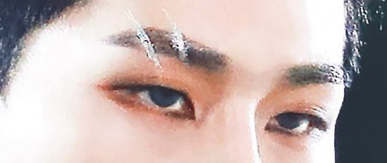 HONEYDETAILS's tweet photo. need the eyebrow slits back #주헌 https://t.co/LyKf7CZSVy
