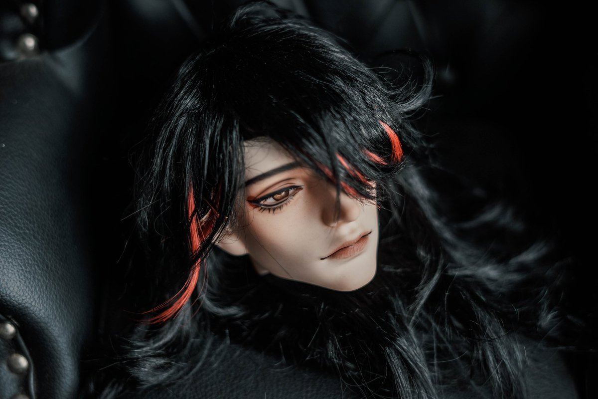 SEVEN_Venture7's tweet photo. Vox Akuma - BalljointedDoll makeup https://t.co/43NohCnWyA