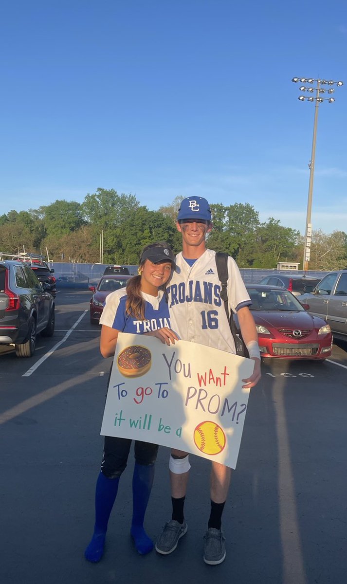 Jack Murray and Hailee Howe are going to HAVE A BALL this Friday at prom!!⚾️🥎🥳🤩🌟