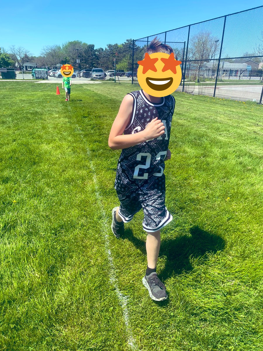 A big thank you to Ms. Webber and her helpers for organizing our Track and Field Day yesterday! It was a perfect day ❤️😎🏃‍♀️🏃⚾️
Here are some photos from the 400m race. 
<a href="/wilton_grove/">Wilton Grove P.S.</a> <a href="/misslwebber/">Leslie Webber</a> <a href="/MsCiech/">Kristen Ciechanowicz</a>