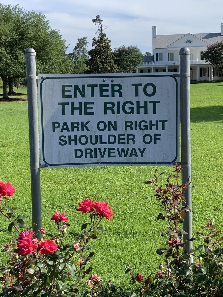 Happy prom day Bears!  When arriving at the Brown Estate make sure to adhere to all posted parking protocols.  Grounds will open for outdoor photos beginning at 5:30. <a href="/LCMBearFacts/">LCM Bear Facts</a>