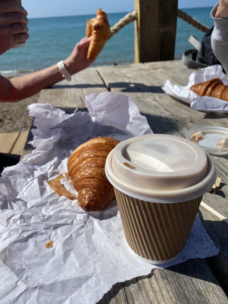 Day 6 of @foxtrotters1066 Mental Health Awareness Week Challenge. We did @HovePromparkrun along with a #swim & coffee & croissant helping to raise awareness of mental health issues. 
@mentalhealth 
@QuitTheSitting
 @UKRunChat 
#IveBeenThere
#mentalhealth   
#mentalhealthawareness