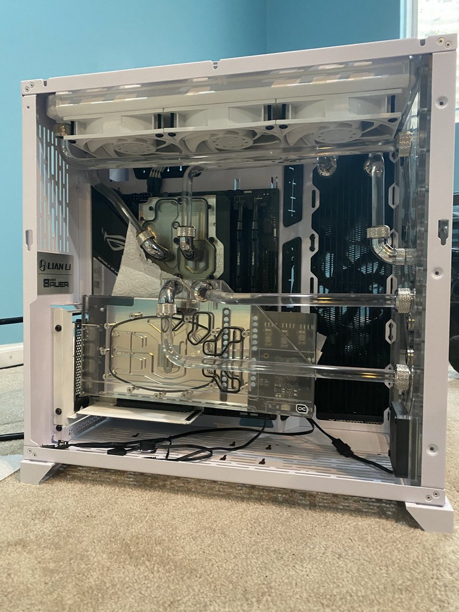 AnthonyFalbo's tweet photo. MSi 3090, 5900x in question 😂 https://t.co/pBLunCgz5v