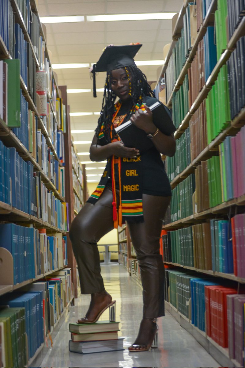Upright28's tweet photo. Success is a step by step realization of a predetermined worthwhile goal.Paths are made by walking~•FiniSHed🎉
🎓BS. Healthcare Administration @SamHoustonState
✅ Academic Distinction Recipient
✅Honors Cum Laude
✅Honors Thesis
✅ Ultimate Bearkat Capstone
#shsu22 #Classof2022 https://t.co/jwDhk04UDP