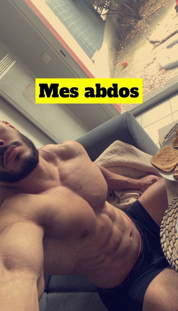 kaisjdh6's tweet photo. Les abdos qui se font de plus en plus présent 💪🏼 https://t.co/aJULJee1eW