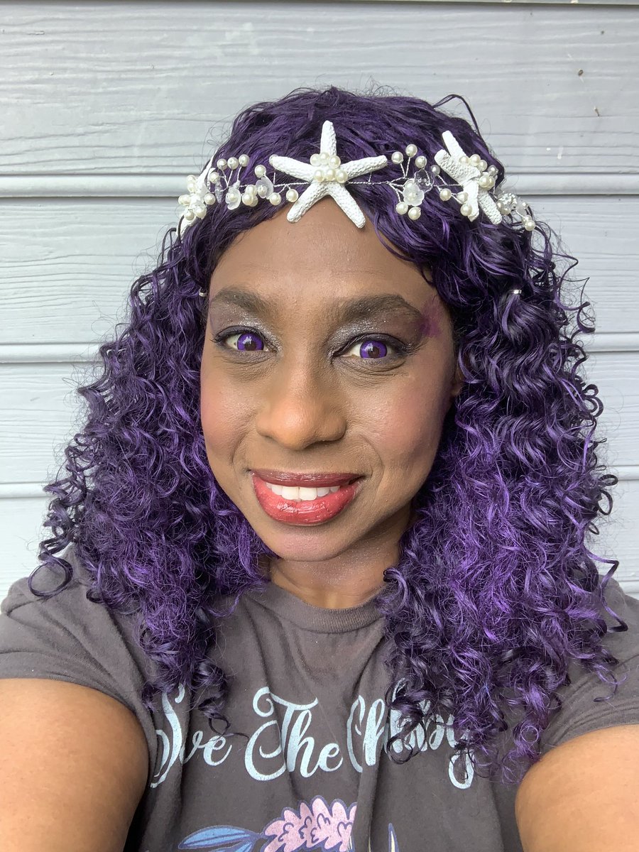 MaliceWondrlnd's tweet photo. Introducing Zhavia Bisa, (Living water, Water Lily) the mermaid princess.Happy Black Fae Day! #blackfaeday https://t.co/2x5JKQkQFt