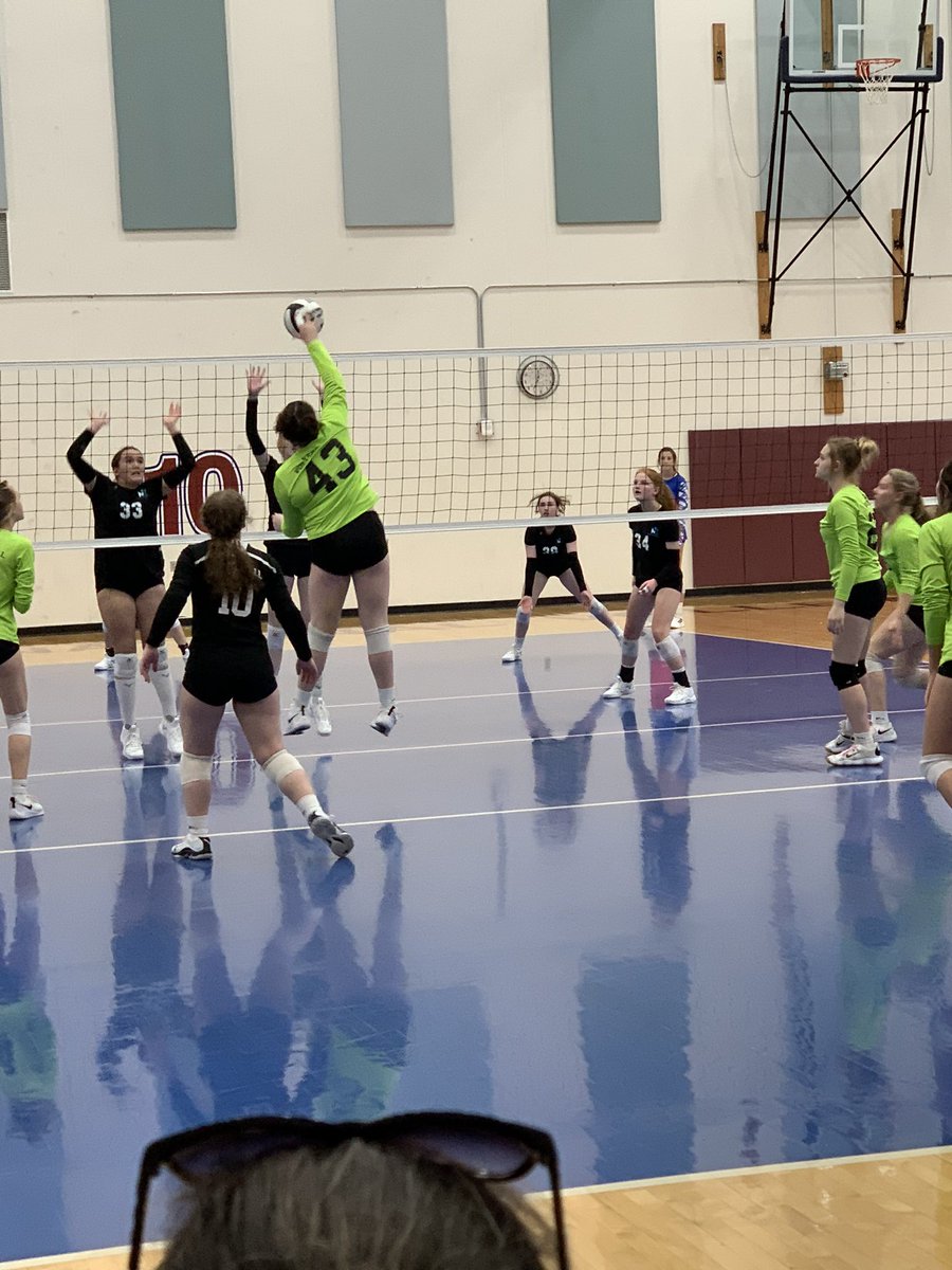 MNSassy's tweet photo. Last weekend for 16U JO volleyball 🏐. #GoVenom https://t.co/ouwy5ZJKs5