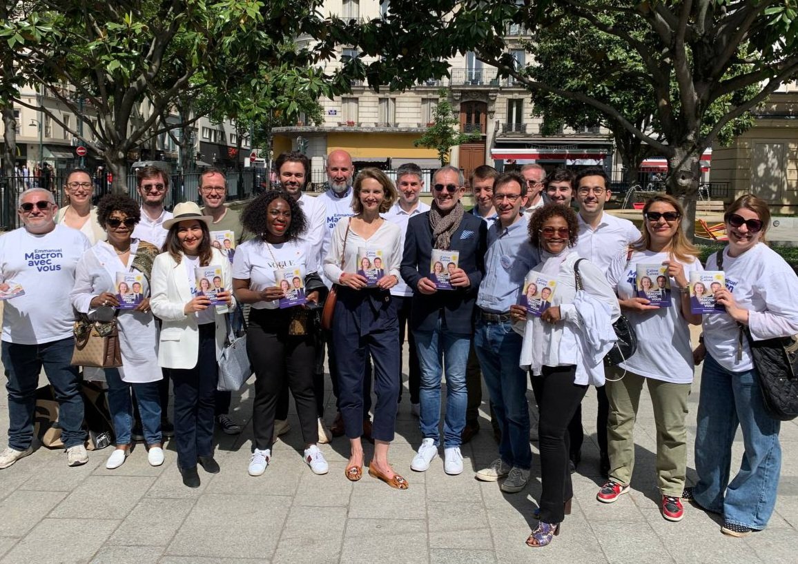 MoDem_Clichy's tweet photo. Lancement de campagne aujourd'hui de @celinecalvez à #clichy aux couleurs de la #majoriteprésidentielle et de toutes ses composantes Renaissance, MoDem et Horizons #Ensemble  @MoDem92 https://t.co/0zjDm5GU1Y