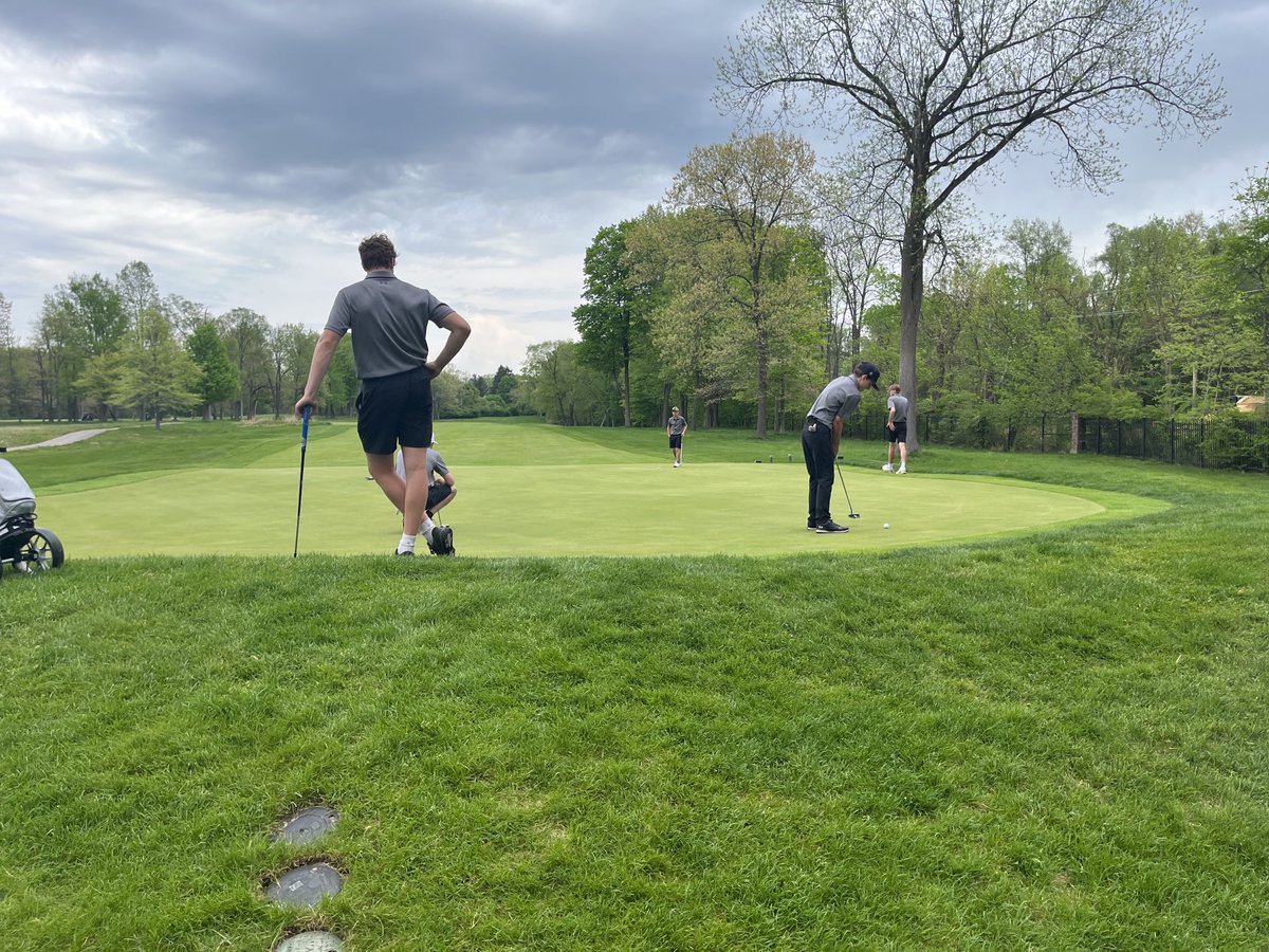 MHSBoysGolf tweet media