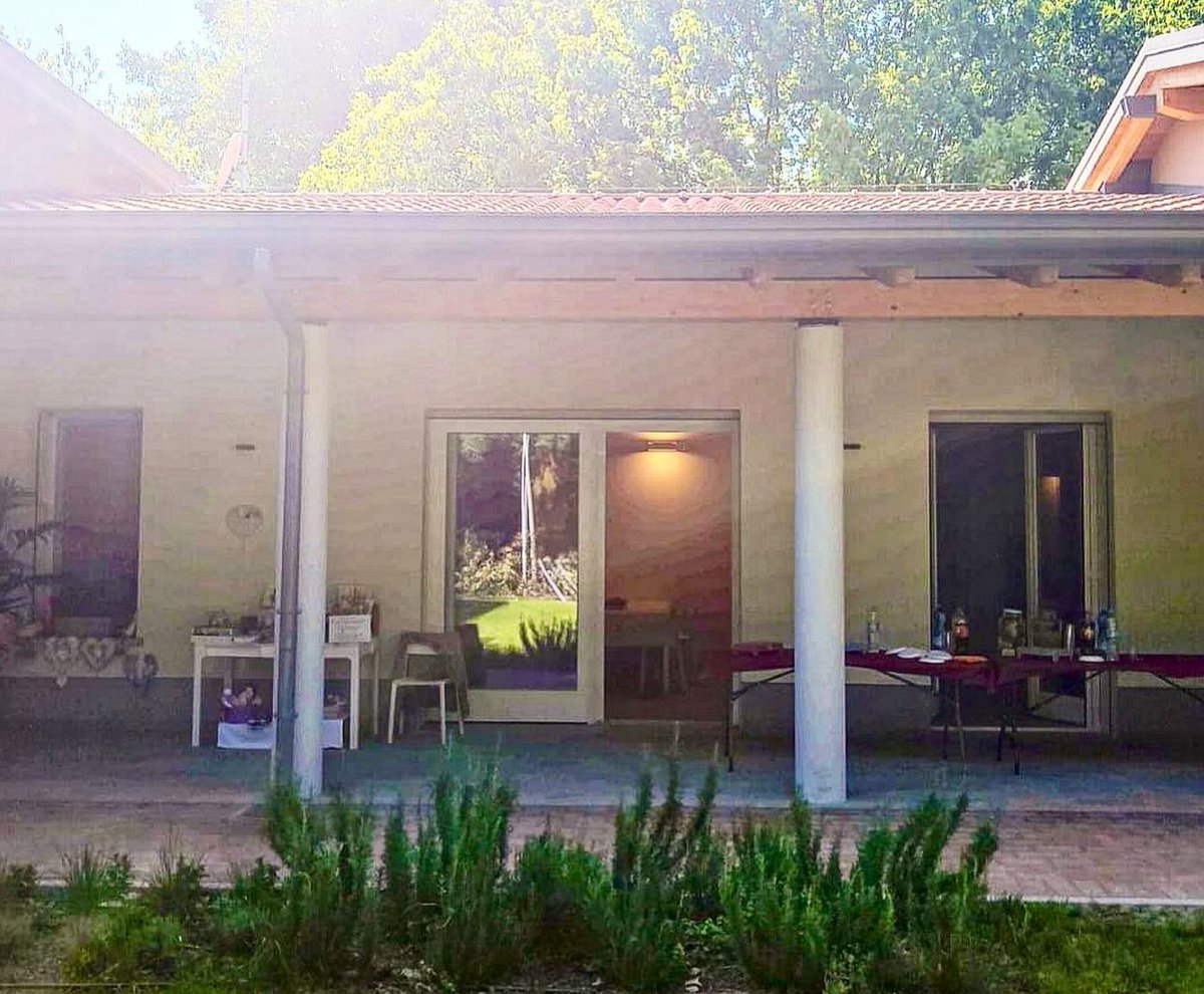 sbonaccini's tweet photo. Oggi a Correggio inaugurata assieme alla sindaca @Ileniamalavasi una bella e moderna struttura per disabili, “Casa Claudia”, che porta il nome di Claudia Guidetti, che ha trascorso la sua vita dedicandosi ai più deboli. Investimento da mezzo milione € al servizio della comunità https://t.co/H9yEnaefPJ