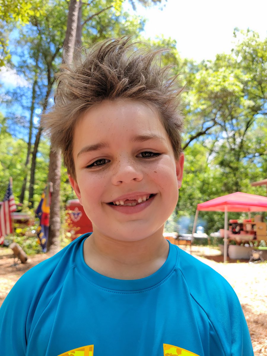 No teeth...crazy hair...don't care!