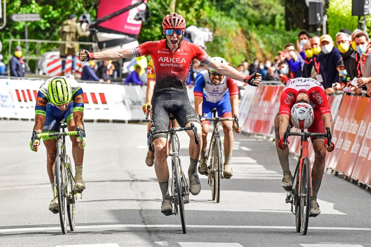 🏆 Últimos ganadores de la Tro-Bro Leon:
2021: 🇬🇧 Connor Swift
2019: 🇮🇹 Andrea Vendrame
2018: 🇫🇷 Christophe Laporte
2017: 🇫🇷 Damien Gaudin
2016: 🇩🇰 Martin Mortensen
2015: 🇫🇷 Alexandre Geniez
2014: 🇫🇷 Adrien Petit
2013: 🇫🇷 Francis Mourey
2012: 🇨🇦 Ryan Roth
2011: 🇫🇷  Vincent Jerome