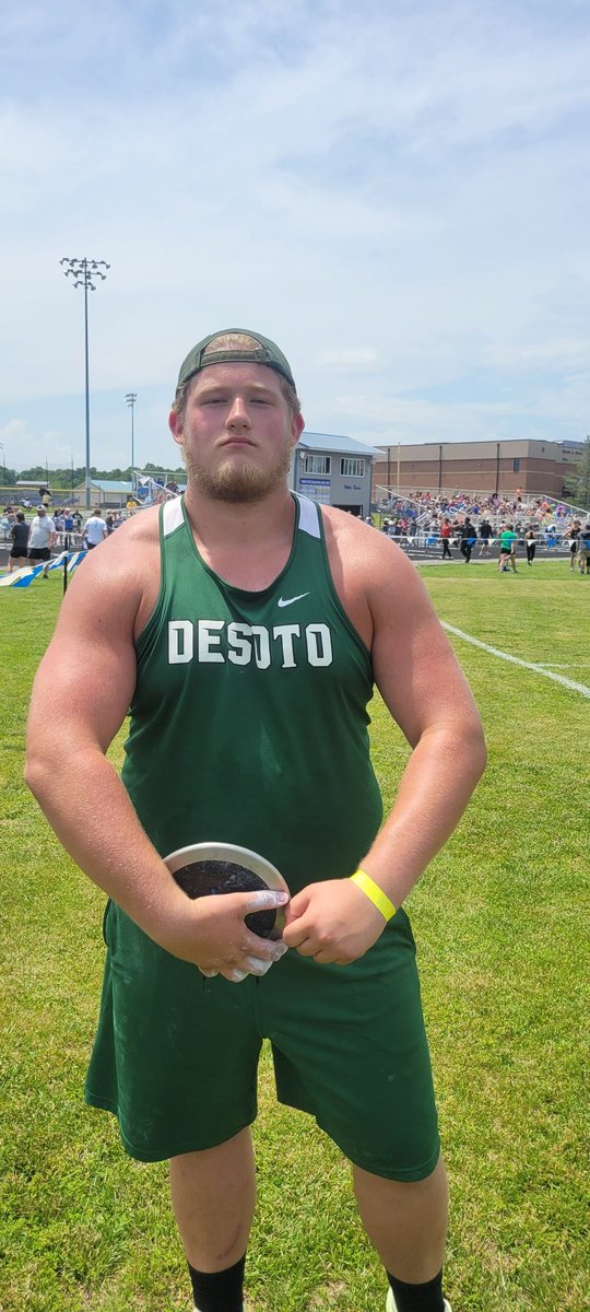 De Soto Girls Track and Field tweet media