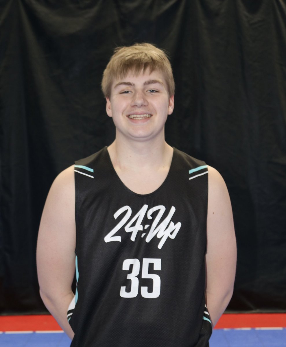 24up_official's tweet photo. 15U-Mlachnik moves to 2-0 at #PHMidwestShowdown with a win over Wisconsin Academy 53-40!

@devinisaj_ 14pts
@CalebPoling11 11pts
Isaiah Robinson 10pts
@j_serko 7pts

@PrepHoops_WI 
@Evan_Flood https://t.co/9kBMq9dFsn