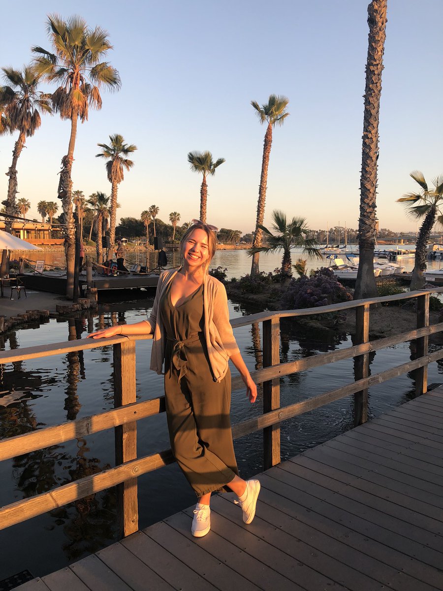 AlainaHeinen's tweet photo. Could not have asked for a better day to #reconnect with the most amazing GCs at #SCGC22 🧬 I’m so grateful to have been apart of the @SocalGCs planning committee this year & work with some truly incredible people! Thank you for the support and the memories 💕 https://t.co/cPLCFRrjZU