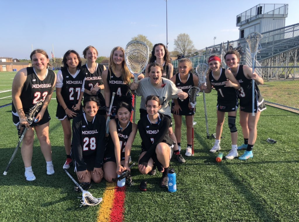Coach_Dilger's tweet photo. Another lax season in the books!! This group of girls came such a long way, great job ladies!! 🥍🔴⚫️⚪️ https://t.co/dErLvnz6xM