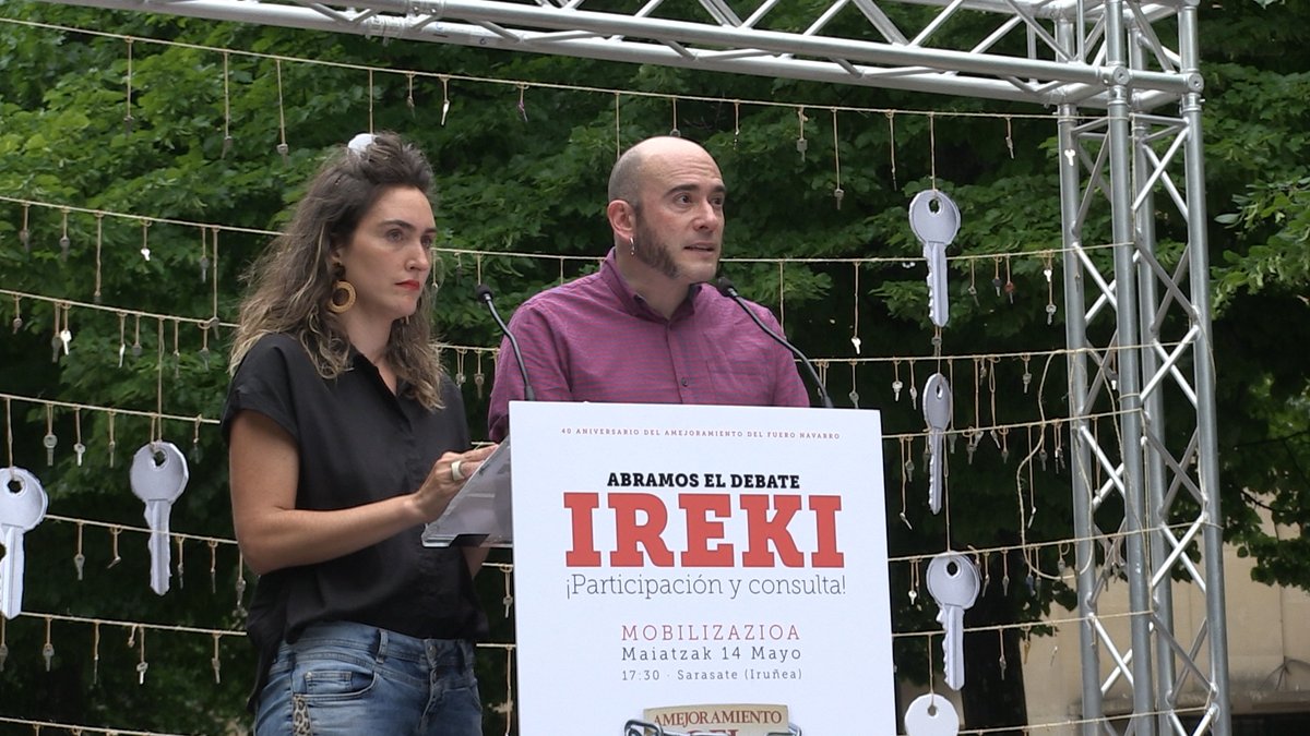 AhotsaInfo's tweet photo. #Ireki 
[BIDEOA] La iniciativa Navarra 21 Nafarroa pide que la ciudadanía navarra sea la dueña de su futuro en el 40 aniversario del Amejoramiento

https://t.co/GkibWNrMVe 
@Na21org https://t.co/de83ZYALuS