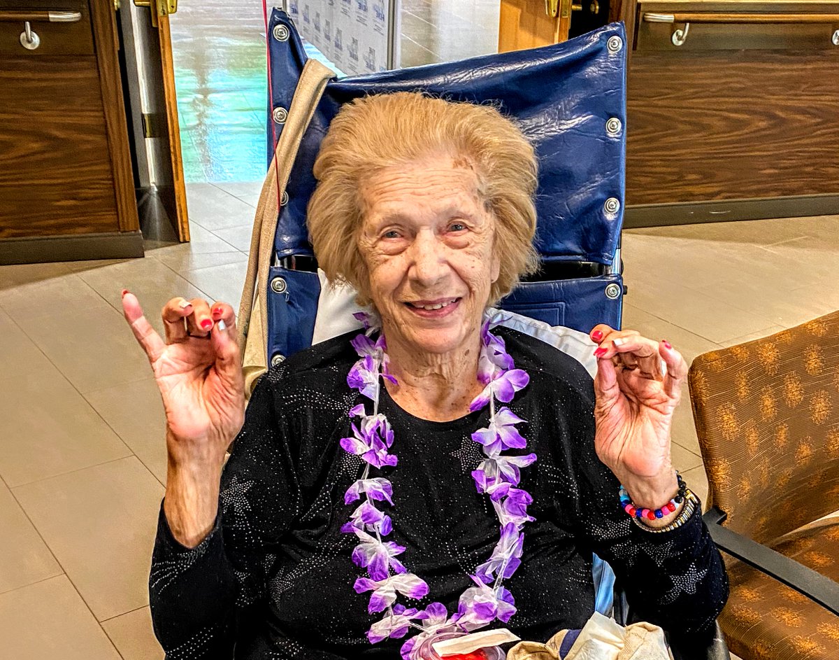 newjewishhome's tweet photo. At Sarah Neuman, Nurses Week and Skilled Nursing Care Week were celebrated with the sounds of virtuoso xylophonist Roman Lanikos and karaoke with the staff, who all dressed up and sang with residents. #NursesWeek #SkilledNursingCareWeek #TNJH #AgeLikeANewYorker https://t.co/PkpxYpTP3K