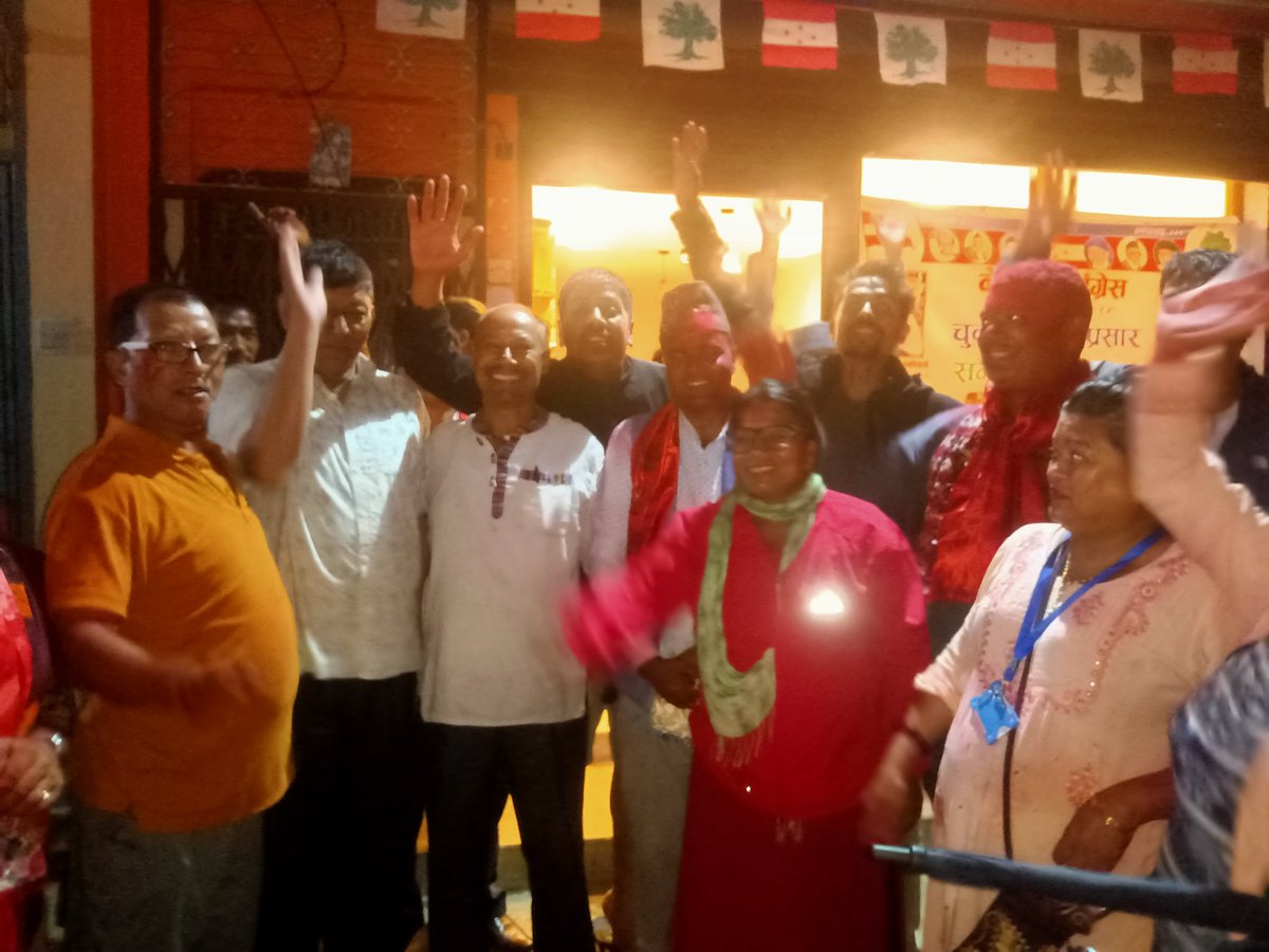 koirala2018's tweet photo. नेपाली कांग्रेसको भिरकोटमा विजयी सुरुवात:
वार्ड नं १ मा प्यानल सहित विजयी।
-कुल मत गणना :१४८०
-वदर ५
-एमाले 
मेयर:५४०
उप मेयर:४८८
वडा अध्यक्ष:४७६
-नेपाली काङ्ग्रेस
मेयर:८२४
उप मेयर:८७३
वडा अध्यक्ष:९१६ ( विजयी )
 वाड नं १ का  काङ्ग्रेसको तिम्लाई बधाई तथा शुभकामना।
जय नेपाल।🇳🇵🌳 https://t.co/MPH18KwU6x