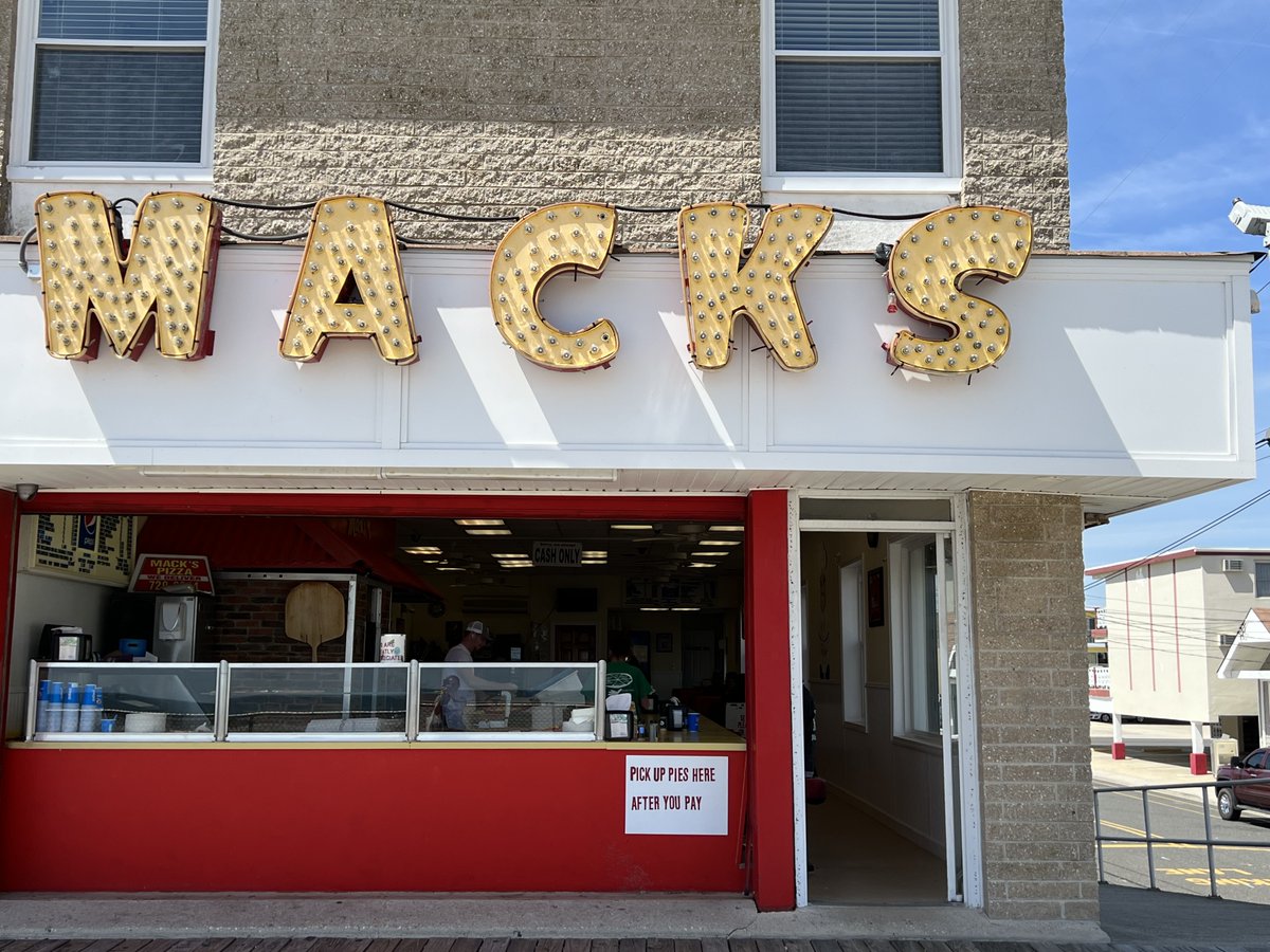DoWildwoodNJ's tweet photo. ๐Team Mack's
OR
๐Team Sam's?
Let us know which team you're on in the comments below! ๐
#DOOWW #mackspizza #samspizza #Wildwoodnj #WWnj #wildwoodboardwalk #wildwoodsboardwalk #boardwalkeats #boardwalkpizza #bestpizzainww #teammacks #teamsams @mackspizza @SamsPizzaPalace https://t.co/ivS30TZ0L8