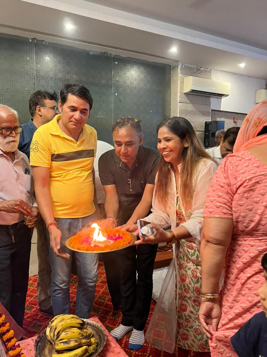 PranayamReside1's tweet photo. Photos from today's puja ceremony. https://t.co/71TluM7HMR