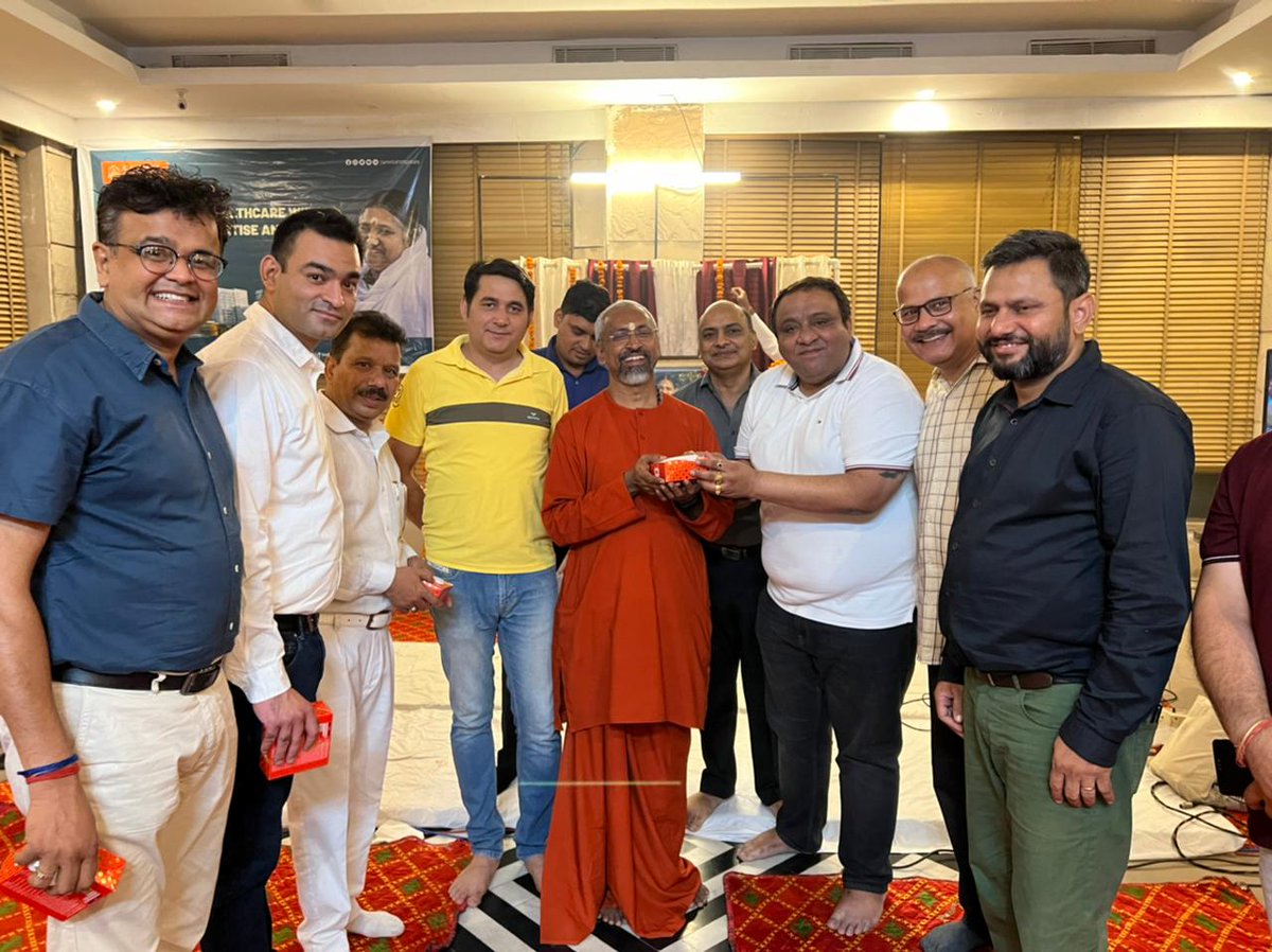 PranayamReside1's tweet photo. Photos from today's puja ceremony. https://t.co/71TluM7HMR