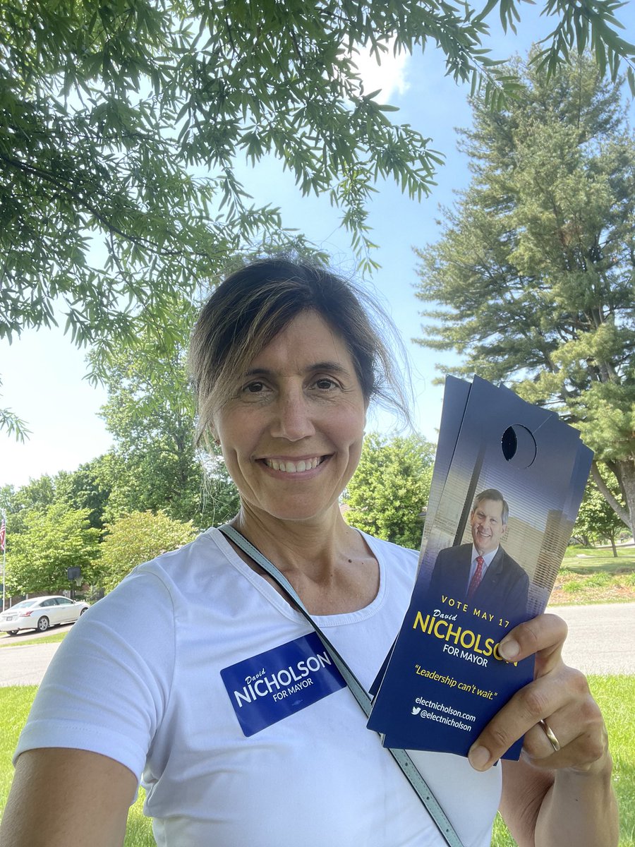 ElectNicholson's tweet photo. Former school board member Stephanie Horne out walking today. Thank you for your support! https://t.co/EqnKsFdlNy
