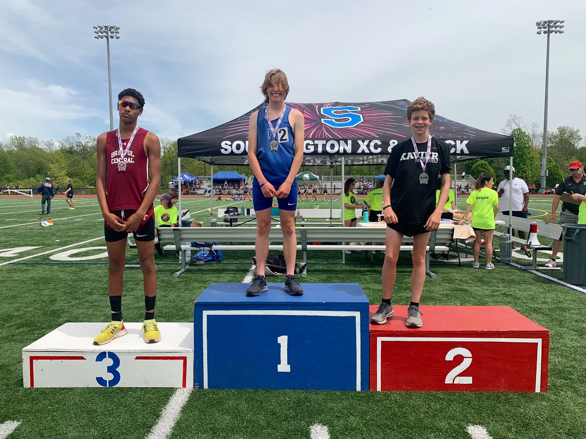 athleticsXHS's tweet photo. Charlie Lechowicz ‘25 is bringing home 🥈 from the CT Froshmore Championship‼️

With his 4:54.81 in the 1600 meters, Charlie is the second best freshman in the meet‼️

Congratulations Charlie‼️

#TraditionMatters
#ThisisXavier 
#cttrack https://t.co/ZJvPQCjbKA