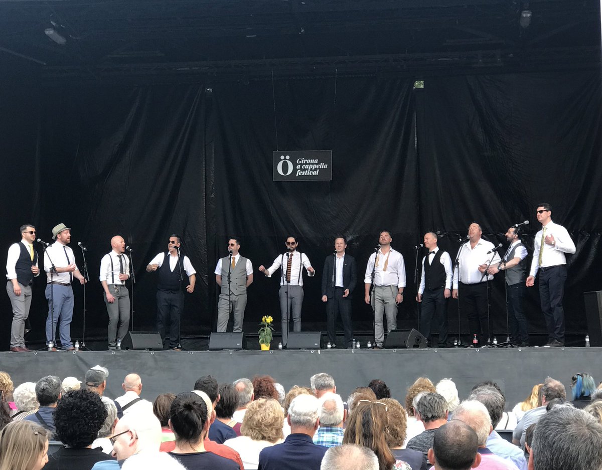 ptticache's tweet photo. Amazing a cappella group @thebuzztones come back soon please 😘! Girona a cappella❤️ https://t.co/k0XE4wV9xw