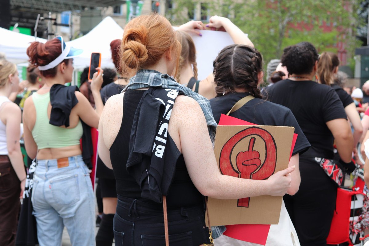 Casa_Rodrigues_'s tweet photo. Foley Square, NYC.
5-14-2022
#protest
#prochoice
#scotus
#reproductivejustice
#rally
#reproductivequality
#reproductiverights
#roevwade
#womensrights
#nyprotest
#supremecourt
#abortionrights
#womensrightsarehumanrights
@nypmetro
@ny1
@nbcnewyork
@cbsnews
@fox5ny
@pix11news https://t.co/XizpV1rV3x