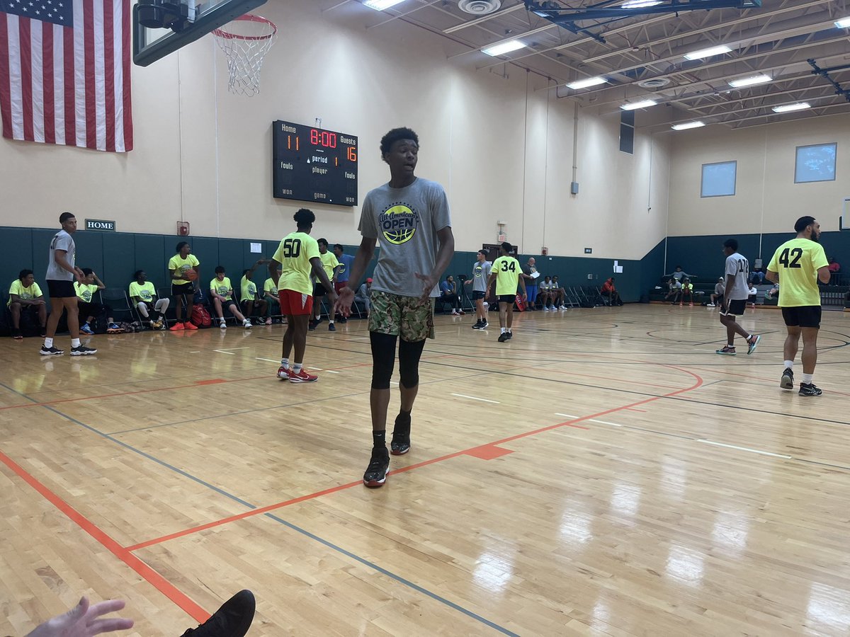 ExposureFlhoops's tweet photo. 6-10 Davin Miller (Wabash Valley CC) has shown off his shot blocking prowess, and ability to score inside. A traditional big, who runs the floor well. 

@HoopExchange @davinmiller32 https://t.co/UceYwrvfW8