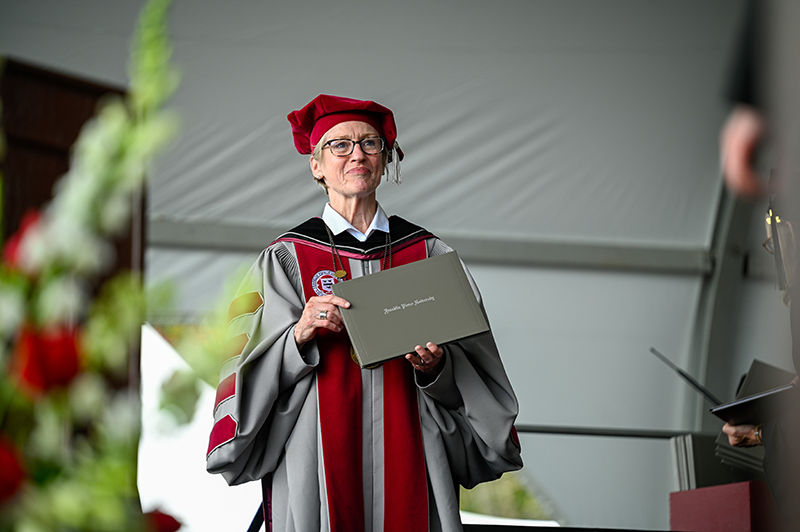 FPUniversity's tweet photo. Congratulations to all our graduates! Read more: https://t.co/twUFRCa2qn
Keep an eye on our website in the coming days for more photos and a recording of today's 57th Commencement Exercises https://t.co/bkaysrfQfy
#RavensTakeFlight https://t.co/y9gasHMHFl
