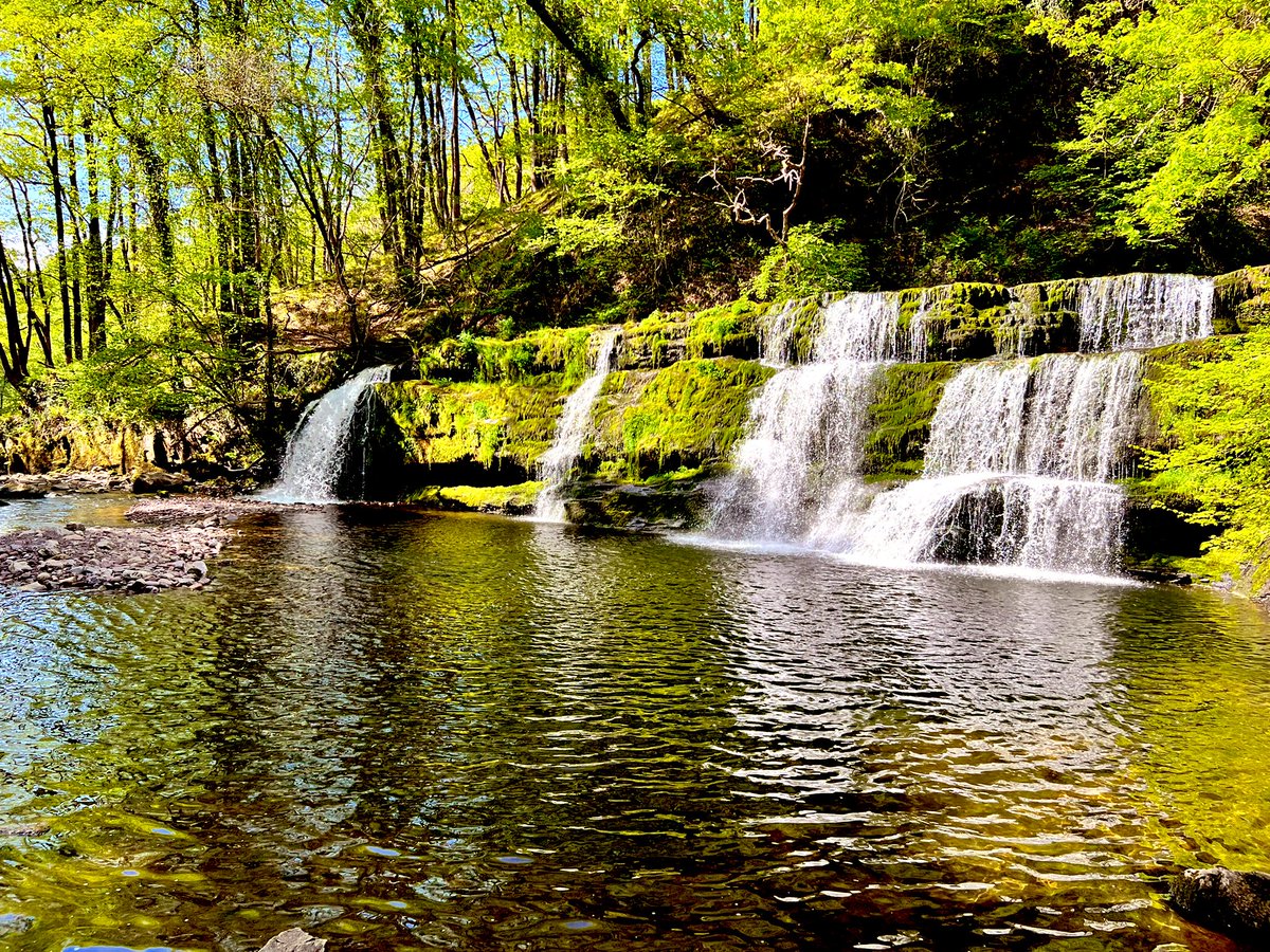 atiyaalam's tweet photo. The four majestic Brecon Waterfalls #southwales #brecons #breconbeaconnationalpark #waterfalls https://t.co/W2OBtXIFHw