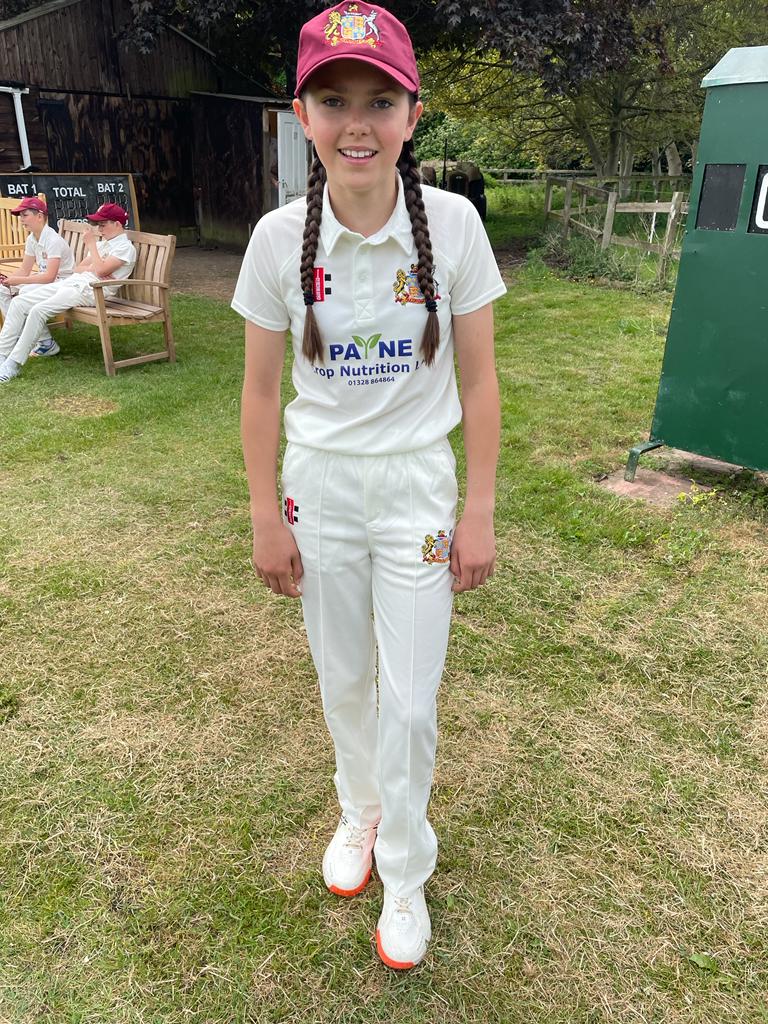 Ellie Rowley tweet media