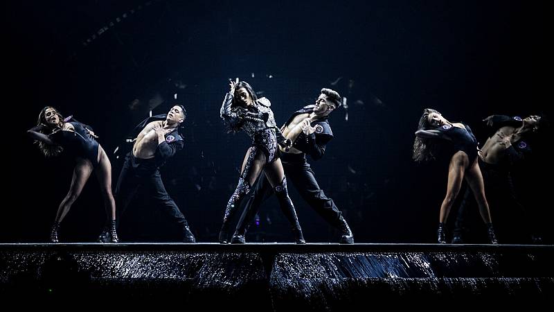 ¡Mucha suerte, Chanel! 

España está hoy con @ChanelTerrero, una mujer con talento y fuerza que hará brillar a nuestro país en #Eurovision.
 ¡A por ello!