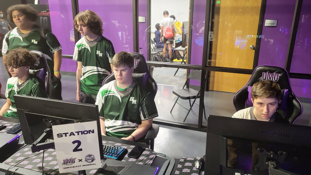 HneSports's tweet photo. HN #RocketLeague playing in Regionals at Mount Union! Winner goes to States! Let's get it!! https://t.co/i1SFVMrzhU
