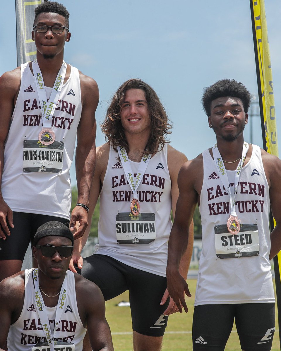 EKU_XCTF's tweet photo. Fastest men’s 4x1 squad at EKU in over a decade. 😮‍💨

@bisquick_bryce X @1binofreebandz X @Bsteed__ X Logan

#ASUNTF I #GoBigE https://t.co/sSAXvirwCM