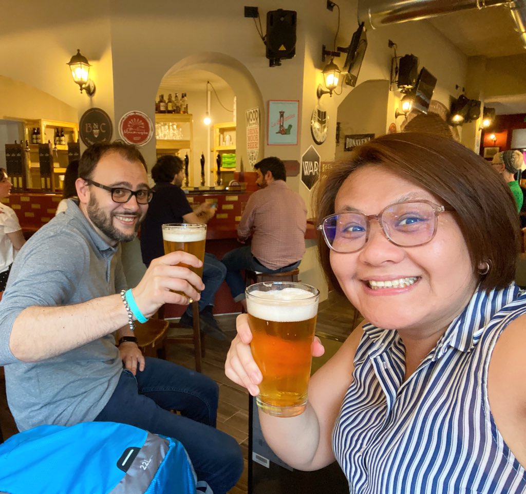 whEngdi's tweet photo. .
Say cheese! Este, cheers! 🍻🍻🍻
Sorrisi!!! 😬😁😬
@cristianzanrei 
.
#welovebeer #beerlovers #lba
#youandme https://t.co/xD7VRAn2Iv