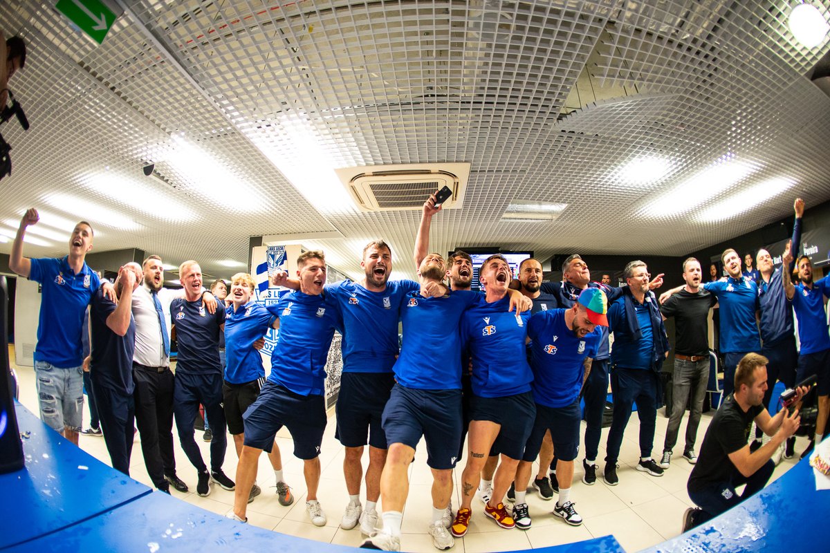 LechPoznan's tweet photo. 🥇 #KOLEJ8RZ https://t.co/tIhy8c3kAI