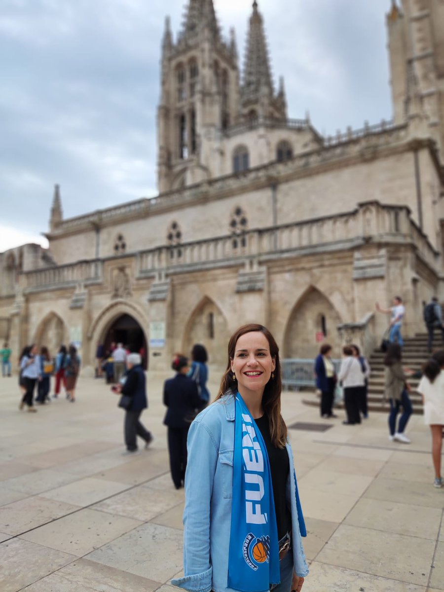 Isabelperezmoi1's tweet photo. En Burgos! Para ver a nuestro @BFuenlabrada en un partido histórico. Nos jugamos la permanencia en la @ACBCOM a un partido! Con la afición para dar el empujón que necesitamos!
A por el #Fuenlabradazo! 💪🇪🇸 Viva Fuenlabrada! #FuenlADN https://t.co/PvYA9ajwgH