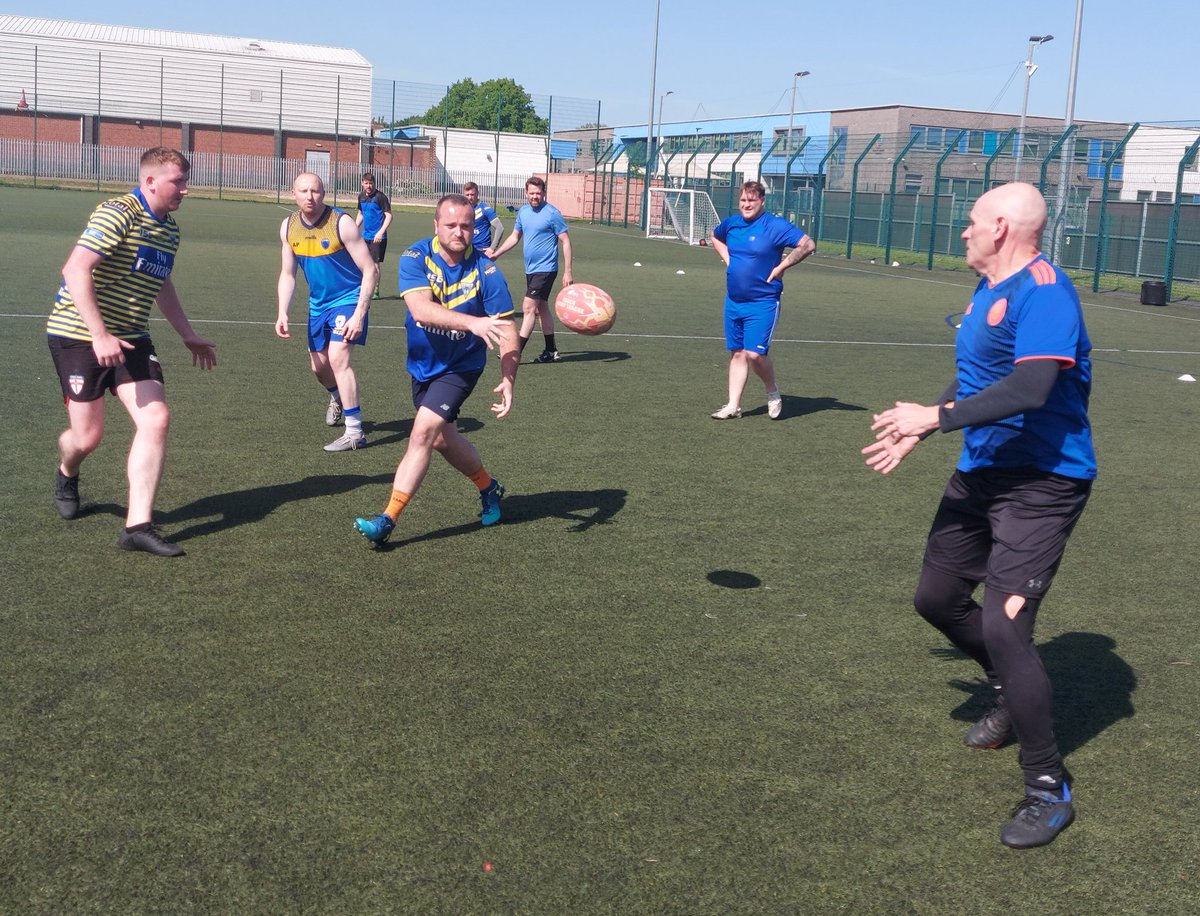 x_warrington's tweet photo. What a great day in Warrington for the X League grand prix
Some scorching play to match the weather🌞🌞
Well done to Warrington warriors player of the tournament 
Tom Graham
Massive thanks to Oldham Owls and Saddleworth for coming down 👍
@LdpTransport 
#rugbyfamily
#funinthesun https://t.co/VUNSRxqVXJ