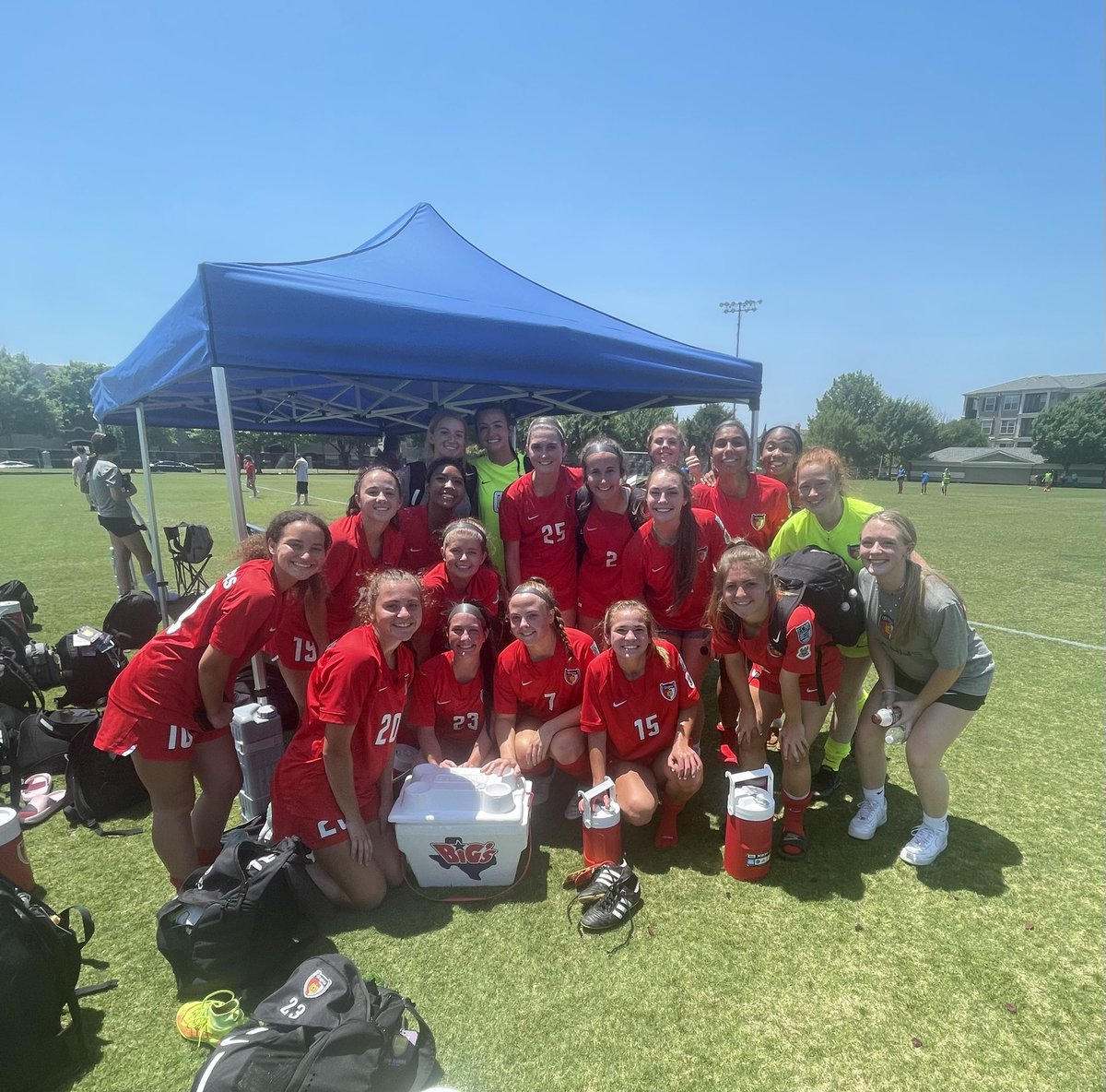 TexansEcnl05's tweet photo. Another tough battle in the @EcnlTexas conference! Texans come out on top with a great 2-1 victory over Sting Royal 05 ECNL! Today’s goals by @kyrataylor05 with the assist from @ellabushko &amp; @JillDeVee1 on a free kick!❤️⚽️🖤#TheTexansWay @JonBbjon @ECNLgirls https://t.co/AwyJU61olR