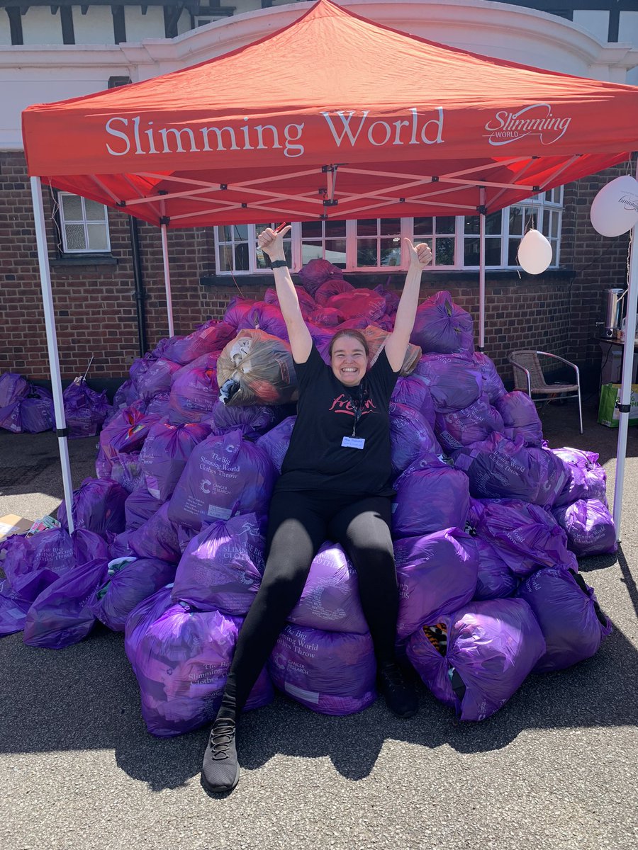 louise82_j's tweet photo. Over £15,000 potentially raised for cancer research uk !! 526 bags collected in hatfield a further 167 in Welwyn !! Jointly That means a whopping £20,000 !! So proud !! :) x @SlimmingWorld @A_MayJourno @CR_UK 😍🥰 https://t.co/jIv1h6bw83