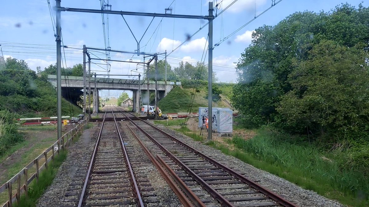 fabianvendrig's tweet photo. Today this was my train, a #mat46 and we had a special ride: one of the last rides at #KruispuntBlauwKapel #Utrecht. Last two pictures thanks to @VikingonRails https://t.co/sPraGQBDyO