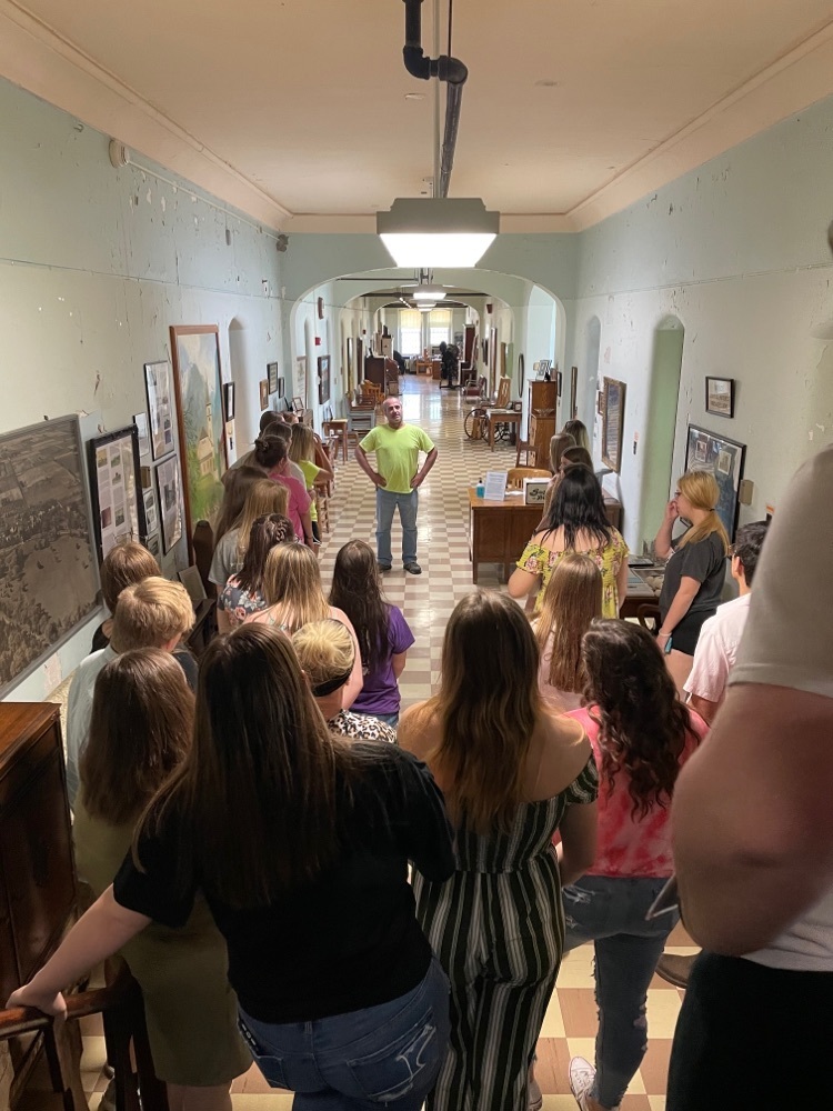 CentralCSD's tweet image. Central students had an opportunity to tour the Mental Health Institute in Independence this week. This is part of a career awareness event through Northeast Iowa Community College.