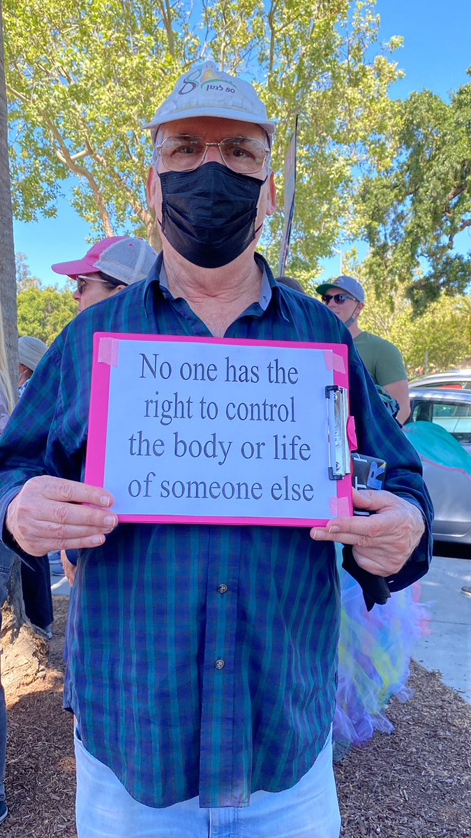 kimballscott's tweet photo. Bring your signs, swag, and raised voices. All are welcome. #momsbychoice, #studentsforchoice, #dadsforchoice, #teachersforchoice, #techiesforchoice, #grandparentsforchoice & more....we are the overwhelming majority! https://t.co/JudqtcjcYw