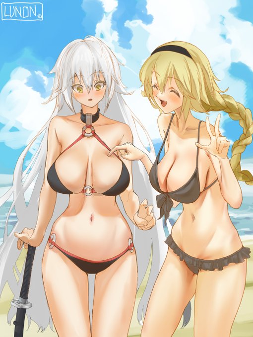 羽織ってるもの外すとかなりきわどい水着着ているジャンヌ&amp;ジャンヌオルタ#FGO 