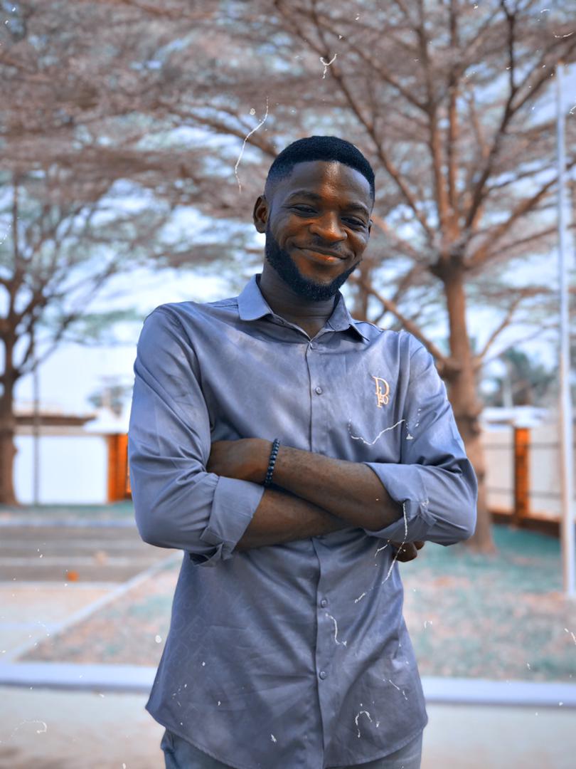 _peopleszack's tweet photo. A smart man makes a mistake, learns from it, and never makes that mistake again. But a wise man finds a smart man and learns from him how to avoid the mistake altogether.
#ZackNation
#EnkasaShowWorking ๐ฅ https://t.co/ujta8LIV20