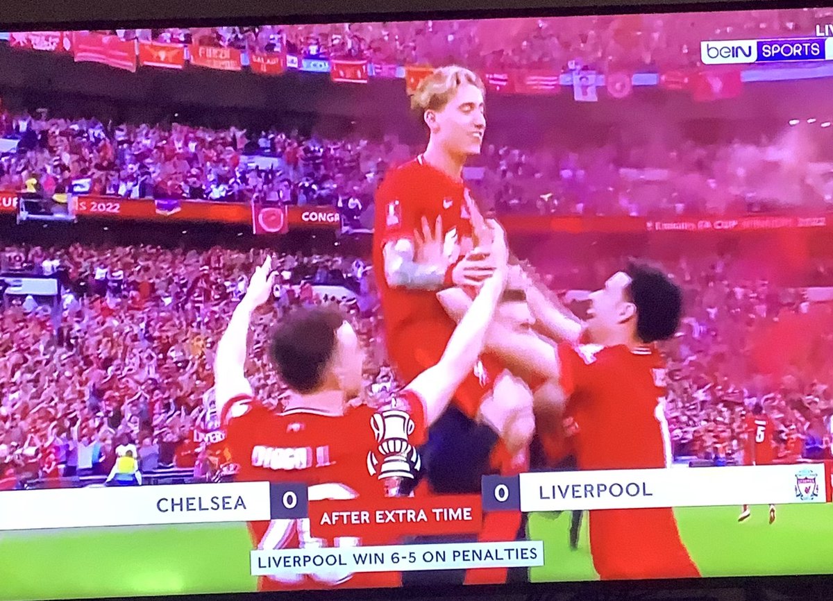 Tsimikas wins it for <a href="/LFC/">Liverpool FC</a> 🎉🎉🎉

 #CHELIV #FACupFinal